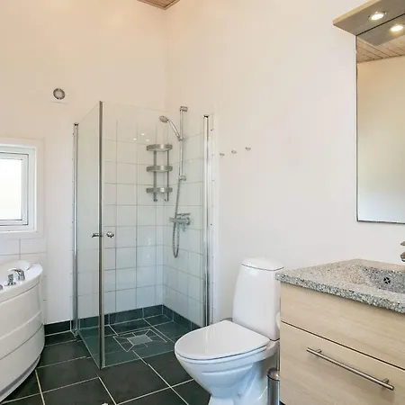 Prázdninový dům In With Hot Tub Vestervig